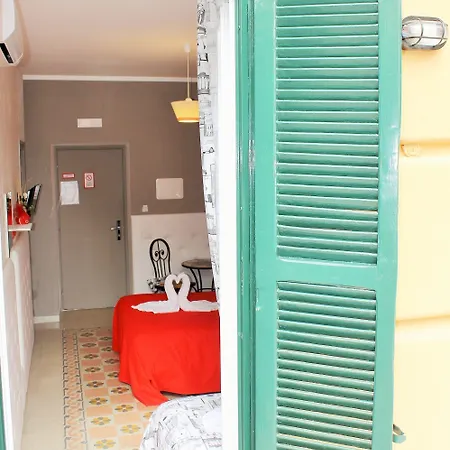 아이 피라미드 게스트하우스 로마