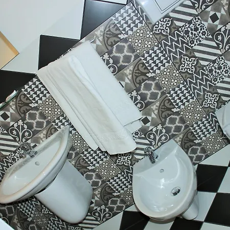 아이 피라미드 3* 로마